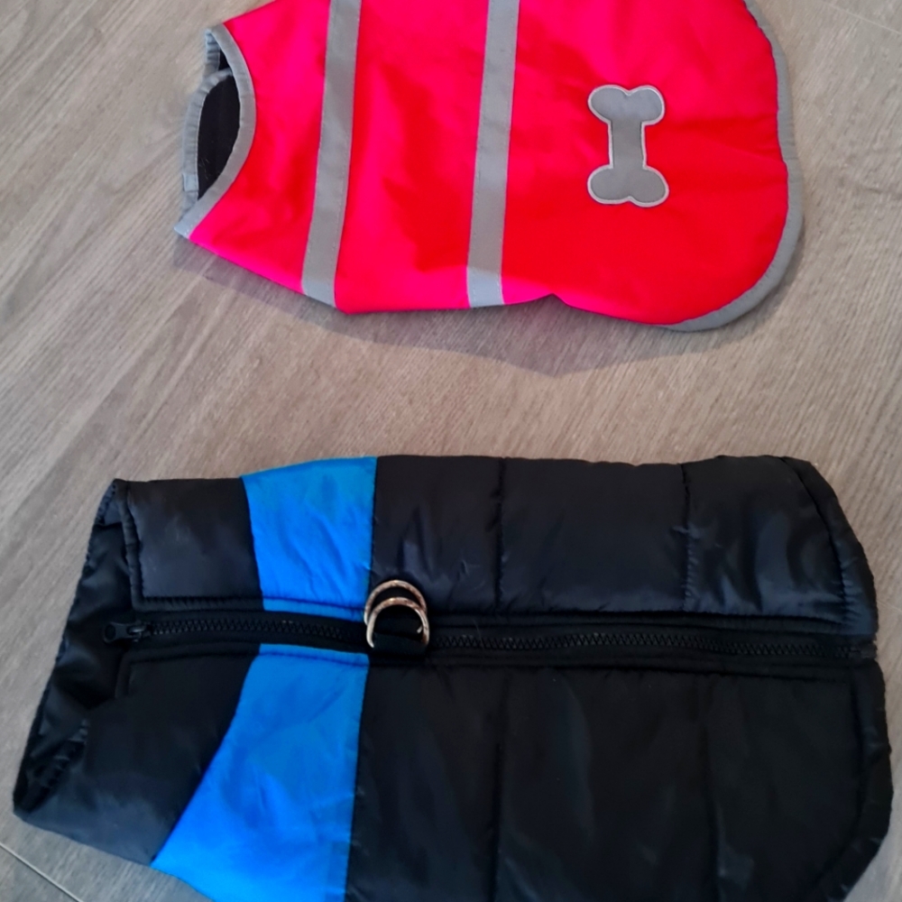 Dog jackets size smaĺl